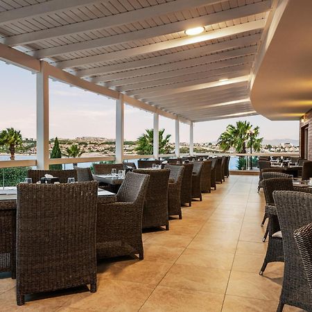 Отель La Quinta By Wyndham Cesme Измир Экстерьер фото